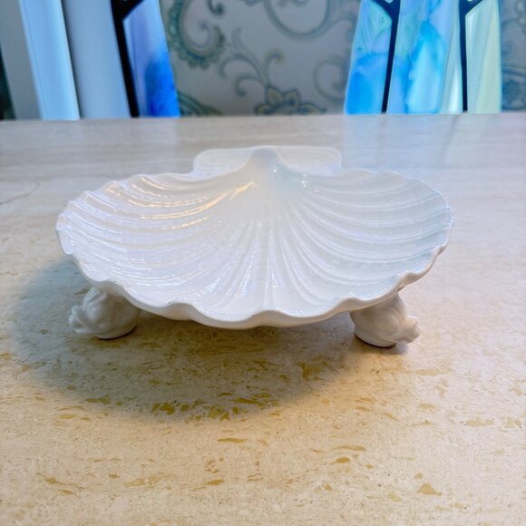 Vintage Spode White Porcelain Shell Trinket Dish With Dolphin Feet - Picture 3 of 15